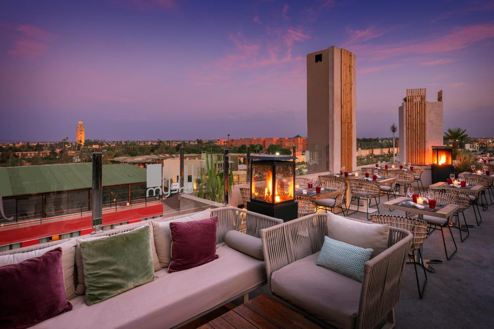 Hivernage Hotel & Spa Marrakesh Eksteriør bilde Rooftop bar at the Four Seasons Hotel, Marrakech